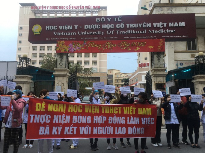 Vu nhan vien Benh vien Tue Tinh bi no luong: De nghi ho tro moi nguoi 2 trieu dong