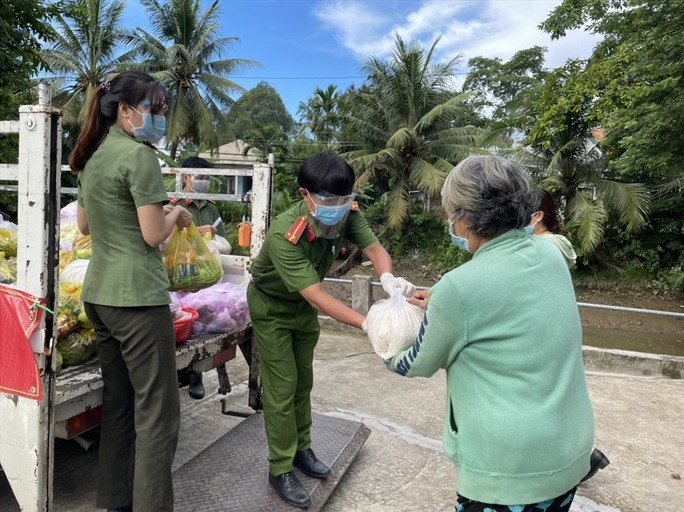 Nhung dau an dam net cua Dai ta Dinh Van Noi hon 2 nam lam Giam doc Cong an An Giang-Hinh-10