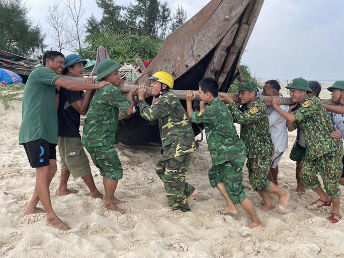 Nhieu khu nghi duong cao cap, villa o Quang Nam don nguoi dan tranh bao Noru-Hinh-9