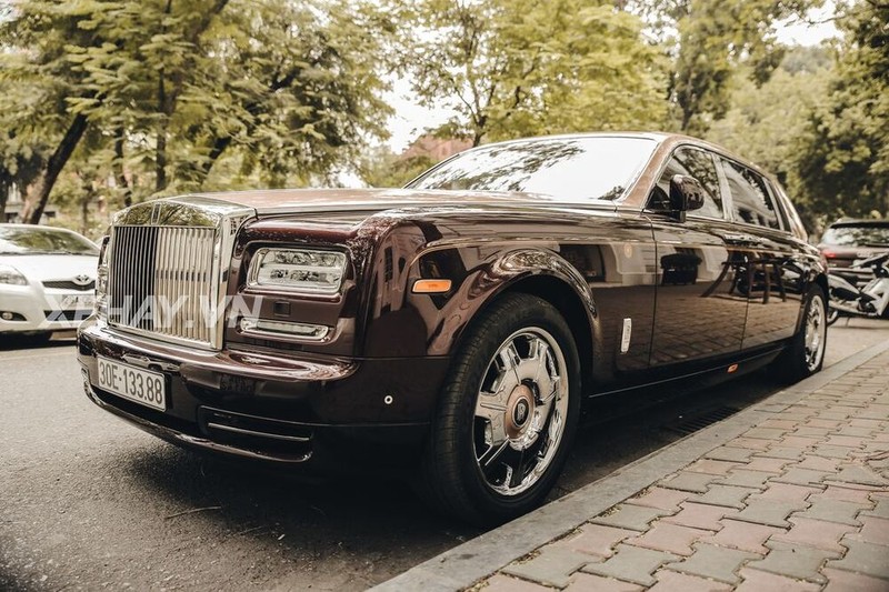 'So phan' chiec Rolls-Royce Phantom Lua Thieng cua ong Trinh Van Quyet dang the nao?