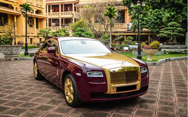 Rolls-Royce Ghost ma vang cua ong Trinh Van Quyet tiep tuc e khach