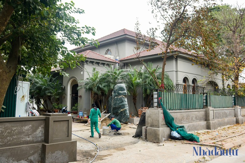 Nhech nhac biet thu xay khong phep tren dat Cang Ha Noi-Hinh-8