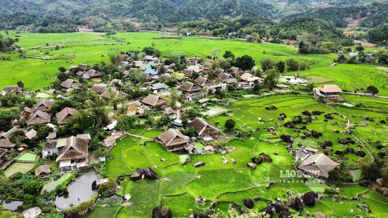 Ghe tham ngoi lang dep nhu buc tranh o Ha Giang-Hinh-5