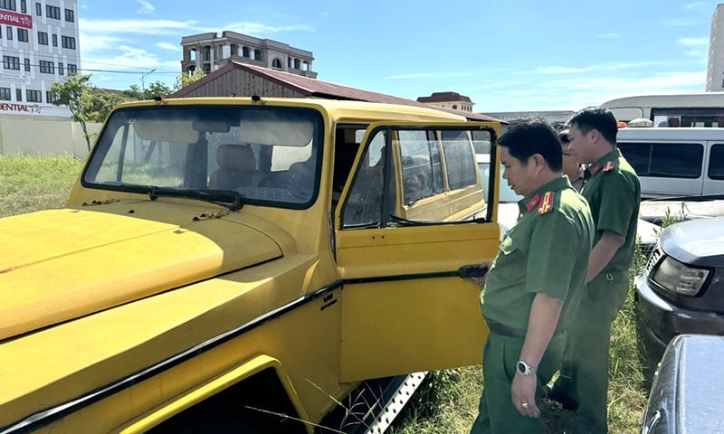 Quang Binh tieu huy hai sieu xe Lamborghini Murcielago va Mercedes-Benz G63 AMG