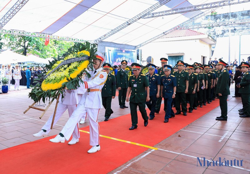 Hinh anh le vieng Tong Bi thu Nguyen Phu Trong-Hinh-8