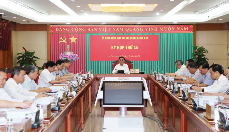 Ong Le Minh Khai bi de nghi ky luat lien quan du an Dai Ninh o Lam Dong