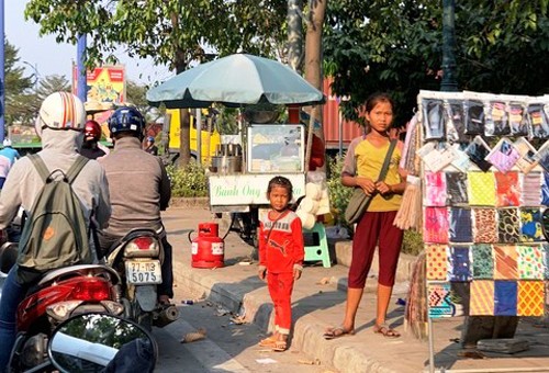 Truy quet xin an, gia tu hanh o cua ngo phia Dong Sai Gon