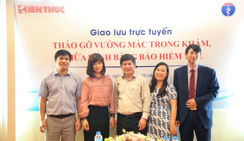 Giao luu truc tuyen: “Thao go vuong mac trong kham, chua benh bang Bao hiem Y te“-Hinh-2