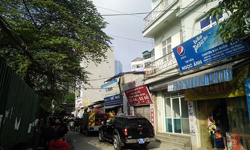 Ha Noi: Sau tieng no lon, cua hang gas boc chay ngun ngut