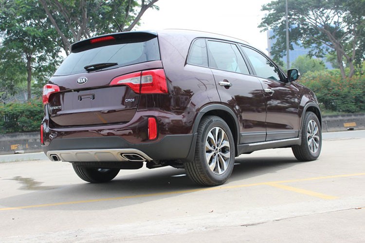 Kia Sorento moi gia sieu re chi 789 trieu tai Viet Nam-Hinh-2