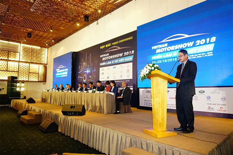 VMS 2018 - xe ôtô nhập khẩu và lắp ráp về chung một nhà VMS 2018 - xe oto nhap khau va lap rap ve chung mot nha