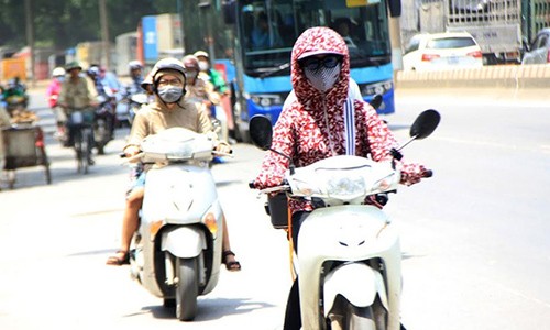 Tai sao Ha Noi trai qua nhung ngay "nong phat dien"?