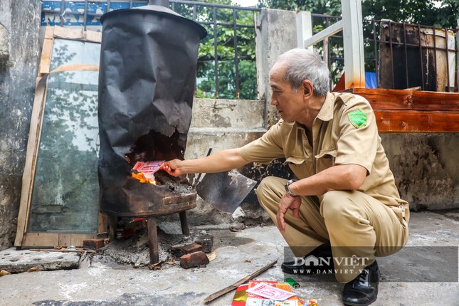 Lang mo da co 100 tuoi con sot lai giua Ha Noi-Hinh-10