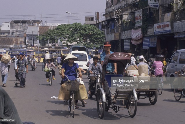 TP HCM nam 1996 duoi goc may cua pho nhay Duc trong nhu nao?