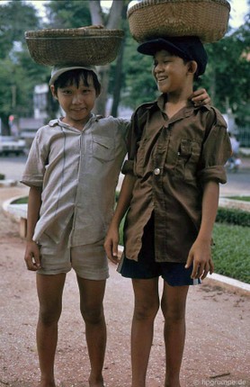 Anh dep ve hang quan via he Sai Gon nam 1991-Hinh-10