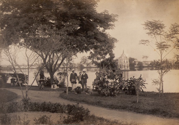 Ngam Ha Noi thap nien 1890 cung rat nhon nhip-Hinh-3