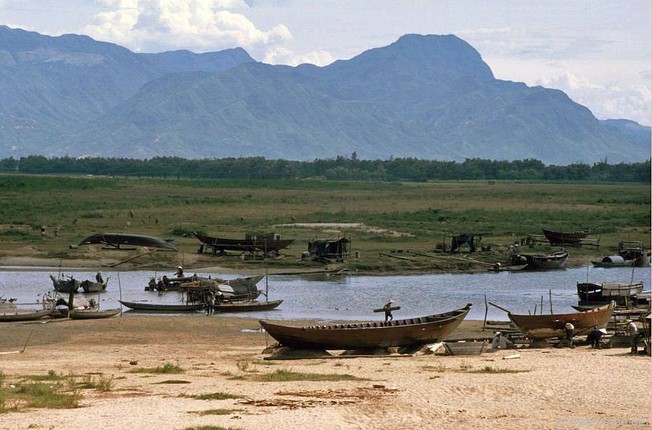 Nhung khoanh khac sinh dong ve cuoc song o Quang Nam nam 1991, 1992-Hinh-6