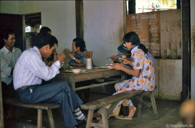 Nhung khoanh khac sinh dong ve cuoc song o Quang Nam nam 1991, 1992-Hinh-9