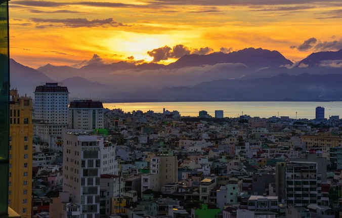 Loat anh tuyet voi ve hoang hon Da Nang qua ong kinh quoc te-Hinh-10