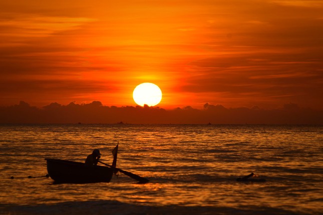 Loat anh tuyet voi ve hoang hon Da Nang qua ong kinh quoc te-Hinh-5