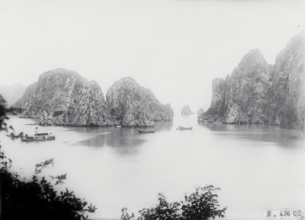 Ngam ve nguyen so cua vinh Ha Long thap nien 1920-Hinh-4