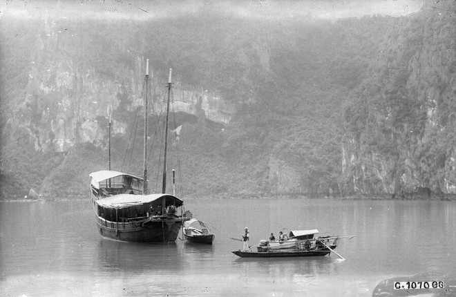 Ngam ve nguyen so cua vinh Ha Long thap nien 1920-Hinh-6