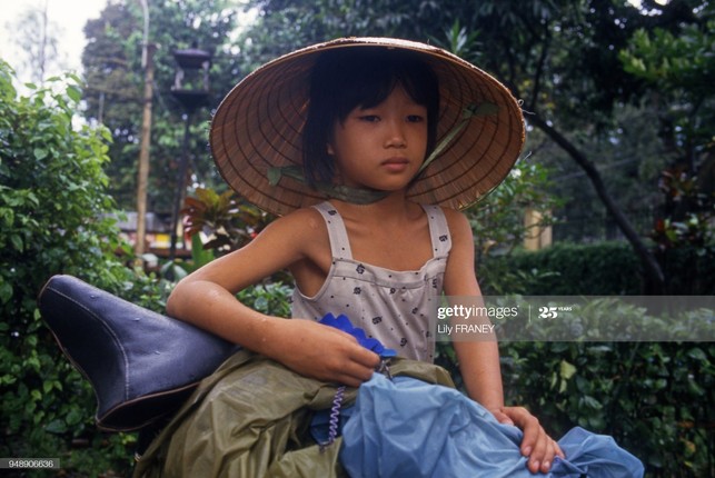 'Mot thoi de nho' voi bo anh tre em Ha Noi nam 1987-Hinh-13