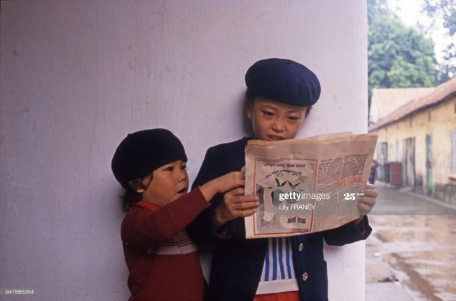 'Mot thoi de nho' voi bo anh tre em Ha Noi nam 1987-Hinh-5