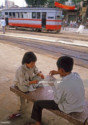 'Mot thoi de nho' voi bo anh tre em Ha Noi nam 1987-Hinh-9