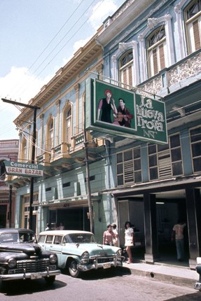 Nhung khoanh khac doi thuong o Cuba nam 1976-Hinh-2