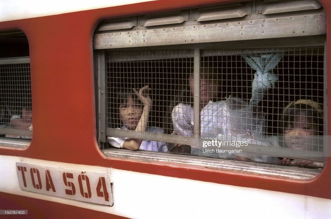 Net moc mac cua Hue va Da Nang vao nam 1994-Hinh-4