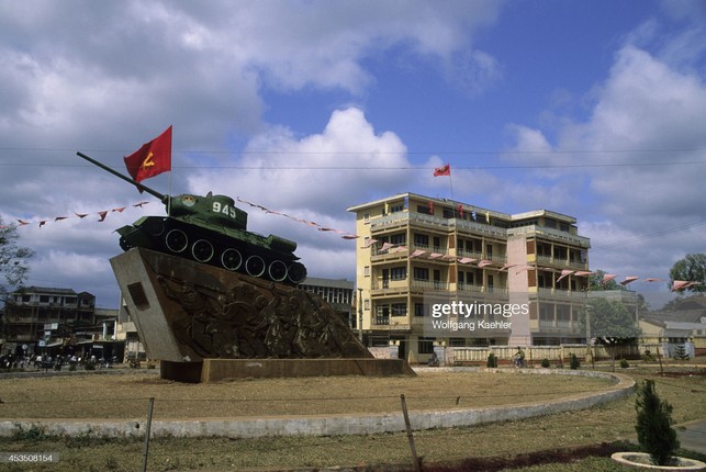 Ngam thu phu cua Tay Nguyen nam 1992