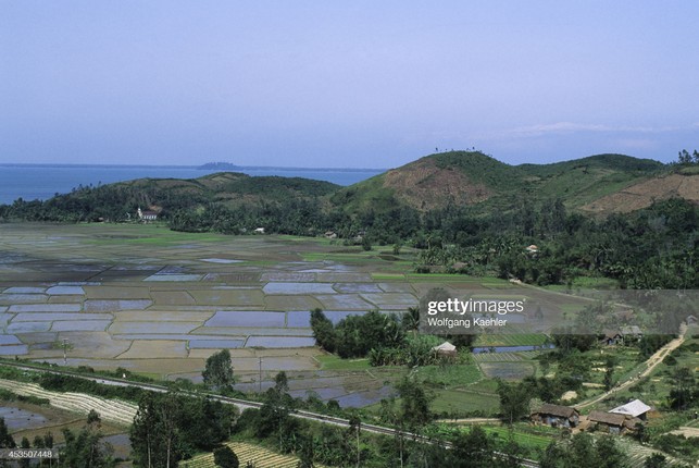 Anh dep ve Hue va Da Nang vao nam 1992-Hinh-4