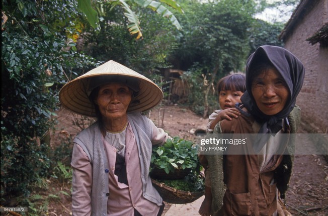 Chum anh dong que mien Bac thanh binh nam 1987-Hinh-5