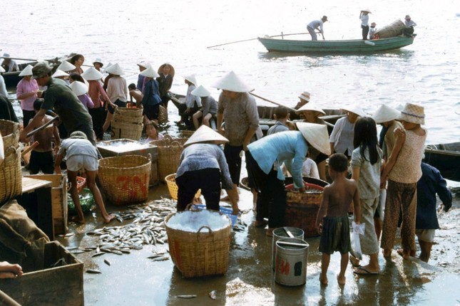 Xem loat anh cuc quy ve Vung Tau thap nien 1960-1970-Hinh-10