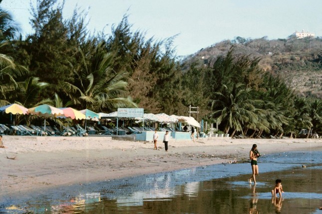 Xem loat anh cuc quy ve Vung Tau thap nien 1960-1970-Hinh-3