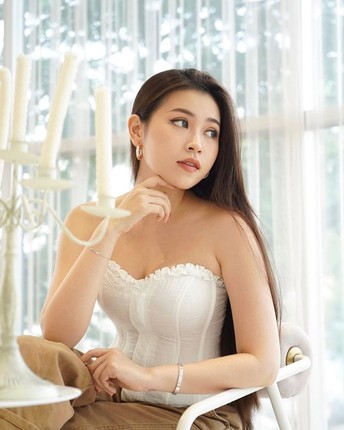 Nhung hot girl 22 tuoi da so huu nha rieng, beauty blogger, rich kid-Hinh-14