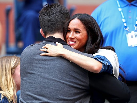 Tinh ban cua Cong nuong Anh Markle va huyen thoai Serena Williams-Hinh-14