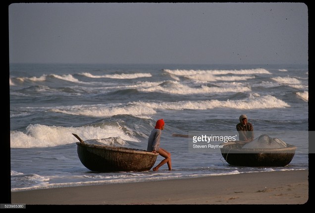 Viet Nam nhung nam 1993-1994 cuc sinh dong qua ong nguoi My