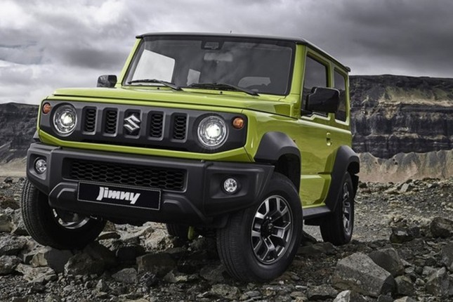 Tuong tan goi do xe Suzuki Jimny 