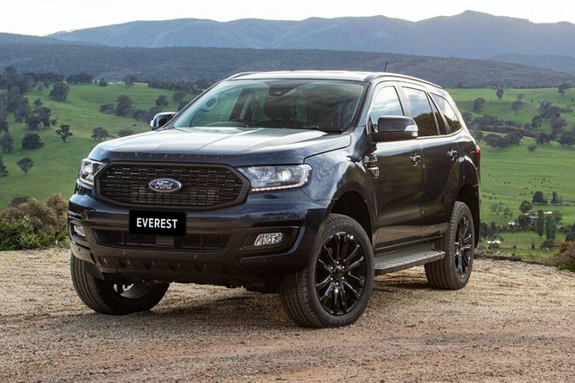 Ford Everest Sport 2020 moi co gia tu 1 ty dong-Hinh-3