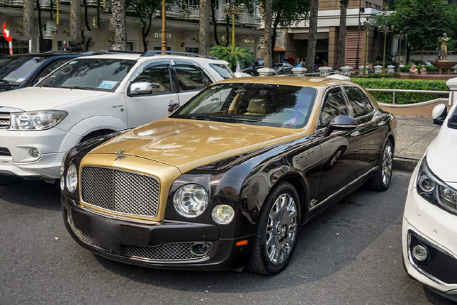 Xe sang Bentley Mulsanne tien ty co mau cuc dep o Sai Gon