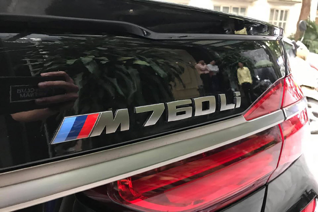 Can canh BMW M760Li gia hon 12 ty o Viet Nam-Hinh-2