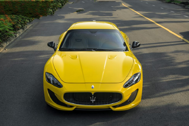 Can canh Maserati GranTurismo hon 12 ty tai Sai Gon