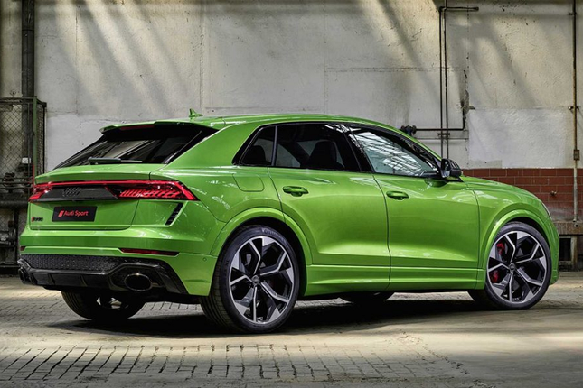 Can canh SUV hang sang Audi RS Q8 moi tu 3,28 ty dong-Hinh-2