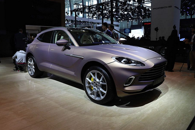 Sieu SUV Aston Martin DBX ra mat thi truong hon ty dan Trung Quoc-Hinh-10