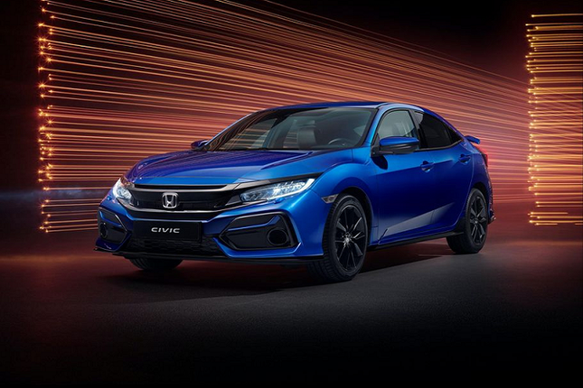 Co gi dac biet voi Honda Civic Sport Line 2020 gia tu 806 trieu dong?