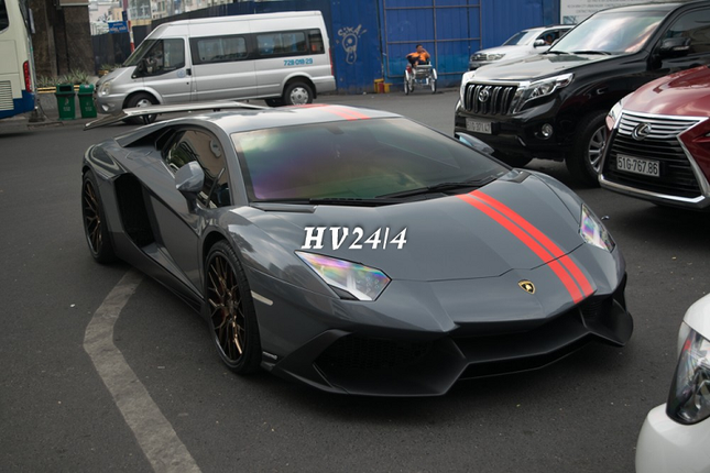 Cong tu Bac Lieu khoe Lamborghini Aventador do bodykit co mot khong hai