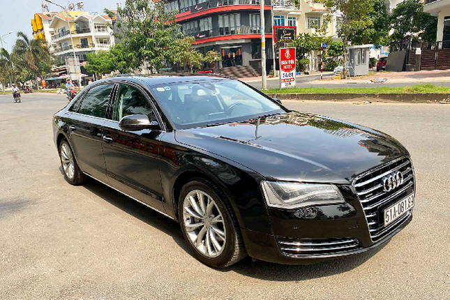 Xe sang Audi A8L doi 2011 chi hon 1,3 ty o Sai Gon-Hinh-9