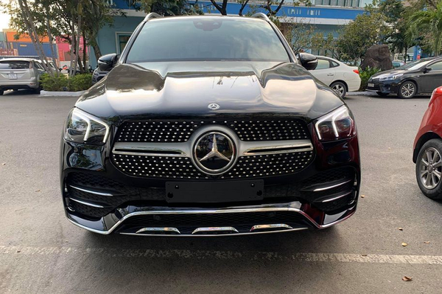 Soi Mercedes-Benz GLE 2020 hon 6 ty ve Viet Nam-Hinh-2